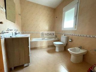 Casa pareada en venta en Tomelloso