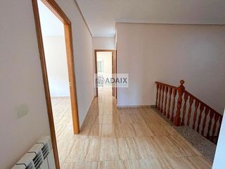 Casa pareada en venta en Tomelloso