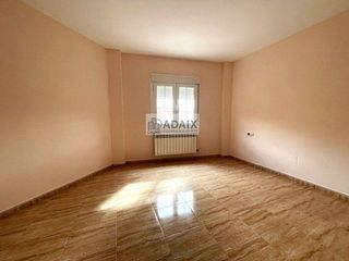 Casa pareada en venta en Tomelloso