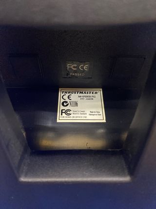VOLANTE THRUSTMASTER FERRARI 360 SPIDER PS2