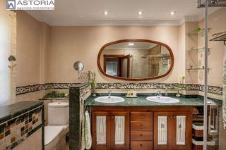 Chalet en venta en Pajaritos - Plaza de Toros en Granada