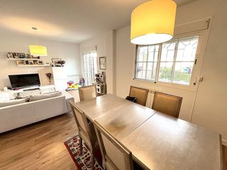 Casa adosada en venta en Loeches
