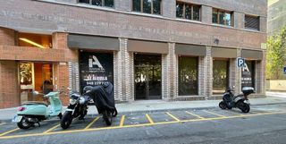 Local comercial en alquiler en Ensanche en Pamplona