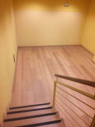 Local comercial en alquiler en Ensanche en Pamplona