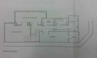 Local comercial en alquiler en Ensanche en Pamplona
