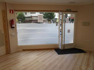Local comercial en alquiler en Agra del Orzán - Ventorrillo - Vioño en Coruña (A)