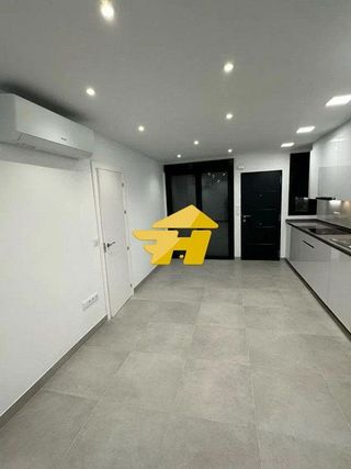 Piso en alquiler en Ciudad Jardín - Zoco en Córdoba