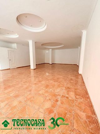 Local comercial en alquiler en Santa Bárbara en Toledo