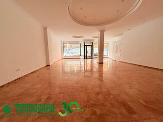Local comercial en alquiler en Santa Bárbara en Toledo