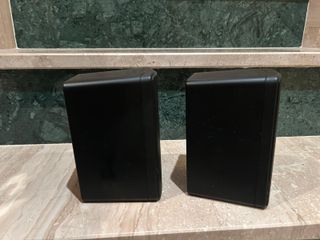 Monitores JBL 200 Sat