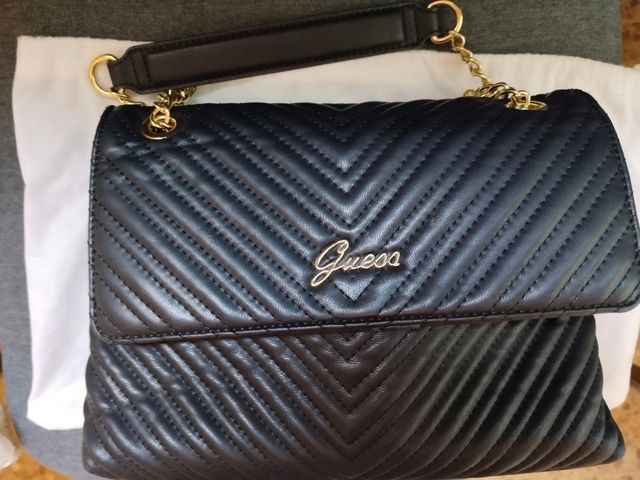 Bolso Guess Negro