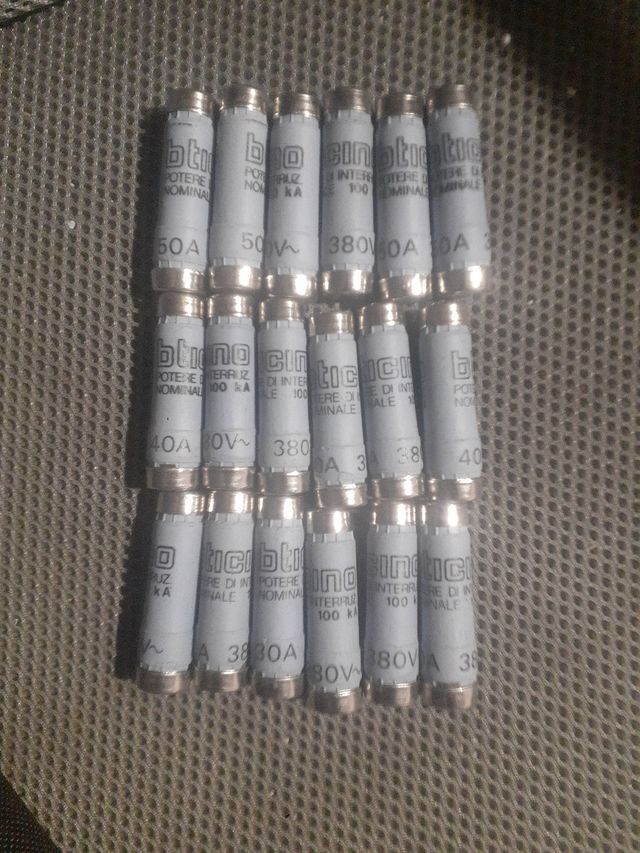 Fusibili Bticino 24 in totale