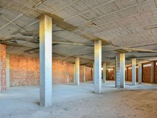 Local comercial en venta en Mengíbar