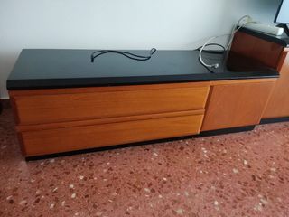 Mueble TV 4 módulos y vitrina madera