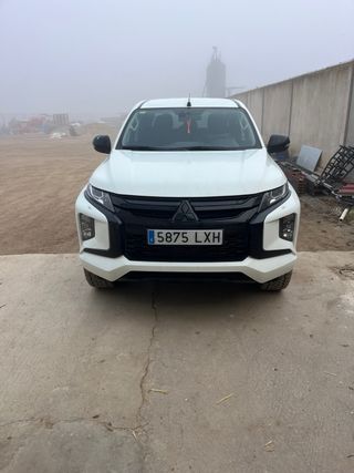 Mitsubishi L 200 2022