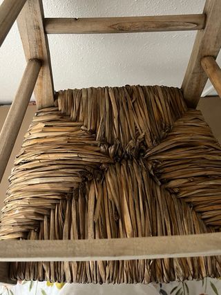 Silla decorativa rústica madera y mimbre