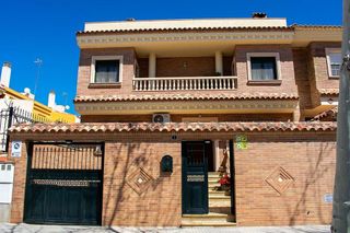 Chalet en venta en Hellín