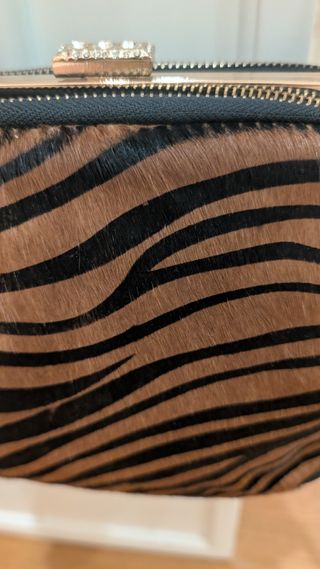 Bolsa de senhora com padrão zebra