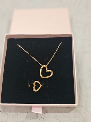 Conjunto collar y anillo corazón dorado