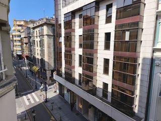 Piso en venta en Centro en Gijón