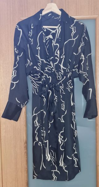 Vestido Zara estampado blanco y negro 
