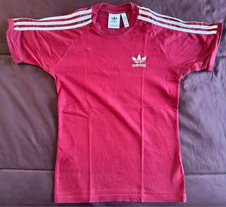 Camiseta corta Adidas roja/blanca talla XS