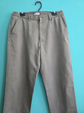 PANTALONES CHINOS DE HOMBRE. TALÑA 44. DOCAYRO 