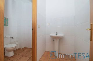 Local comercial en alquiler en Centre - Eixample – Can Llobet – Can Serra en Barbera del Vallès