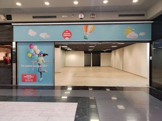 Local comercial en alquiler en Zona Industrial en Barbera del Vallès
