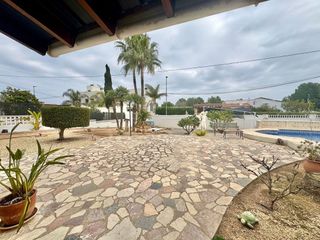 Casa en venta en Alfaz del Pi Pueblo-Urbanizaciones en Alfaz del pi / Alfàs del Pi