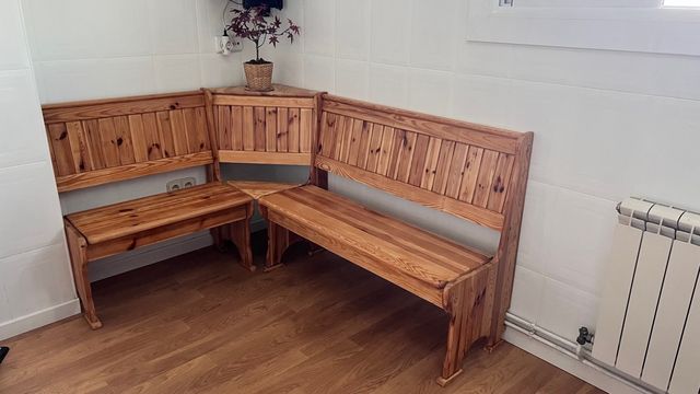 Banco esquinero de madera para cocina o comedor