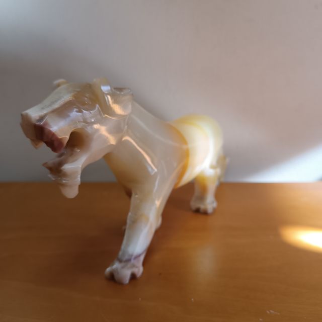Figura León Onix Tallado
