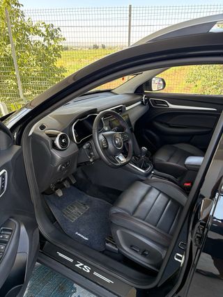 MG ZS 2024