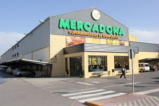 Garaje en venta en Bellavista en Sevilla