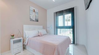 Piso en venta en Urbanizaciones en Guardamar del Segura