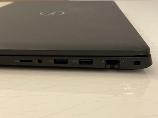 Portátil Dell Latitude 3520 Negro + Cargador 