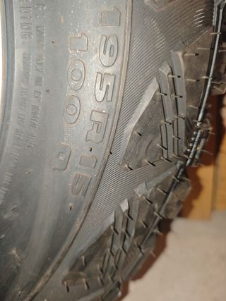 Llantas con neumáticos 4x4