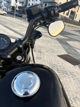 Harley Davidson Forty Eight Negra