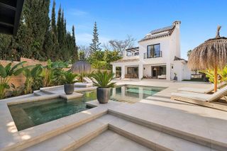 Chalet en alquiler en Los Naranjos - Las Brisas en Marbella