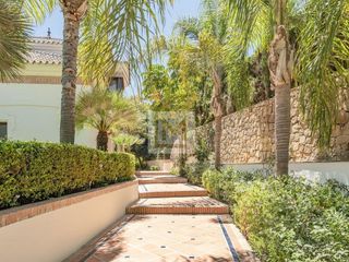 Chalet en alquiler en Los Naranjos - Las Brisas en Marbella