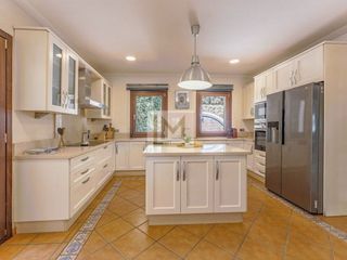 Chalet en alquiler en Los Naranjos - Las Brisas en Marbella