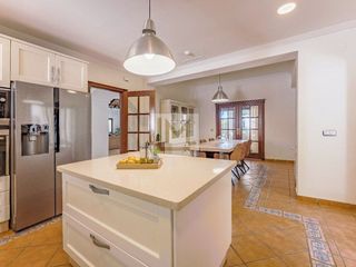 Chalet en alquiler en Los Naranjos - Las Brisas en Marbella