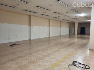 Local comercial en alquiler en Olot
