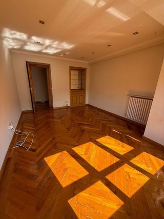 Piso en alquiler en Campo San Francisco - Plaza de América en Oviedo