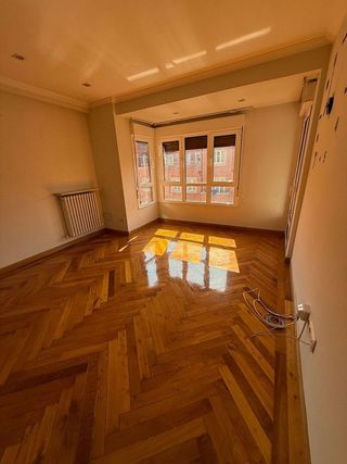 Piso en alquiler en Campo San Francisco - Plaza de América en Oviedo