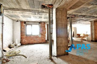 Local comercial en venta en Numancia - San Fernando en Santander