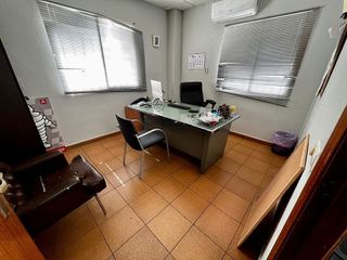 Nave industrial en venta en La Estación en Badajoz