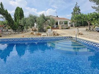 Chalet en venta en Benigánim