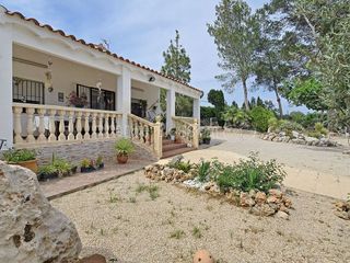 Chalet en venta en Benigánim