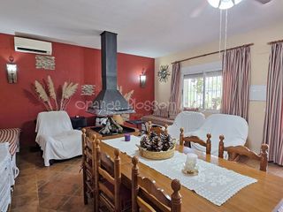 Chalet en venta en Benigánim